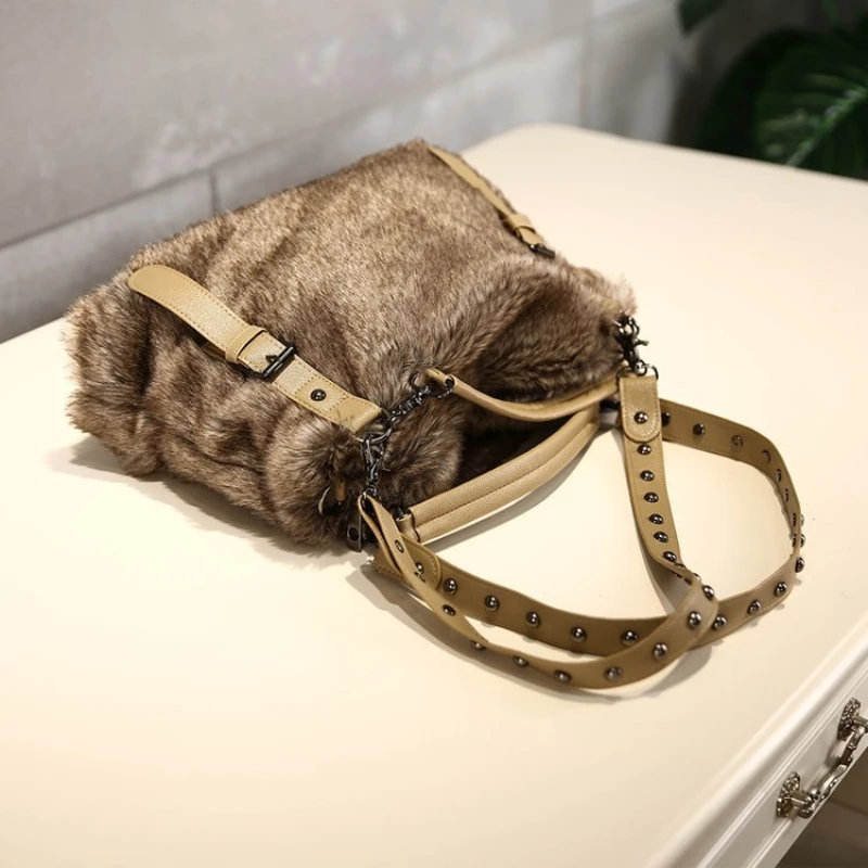 Wollen Fluwelen Vrouwen Trendy - Women Bags Guess recensie en prijs