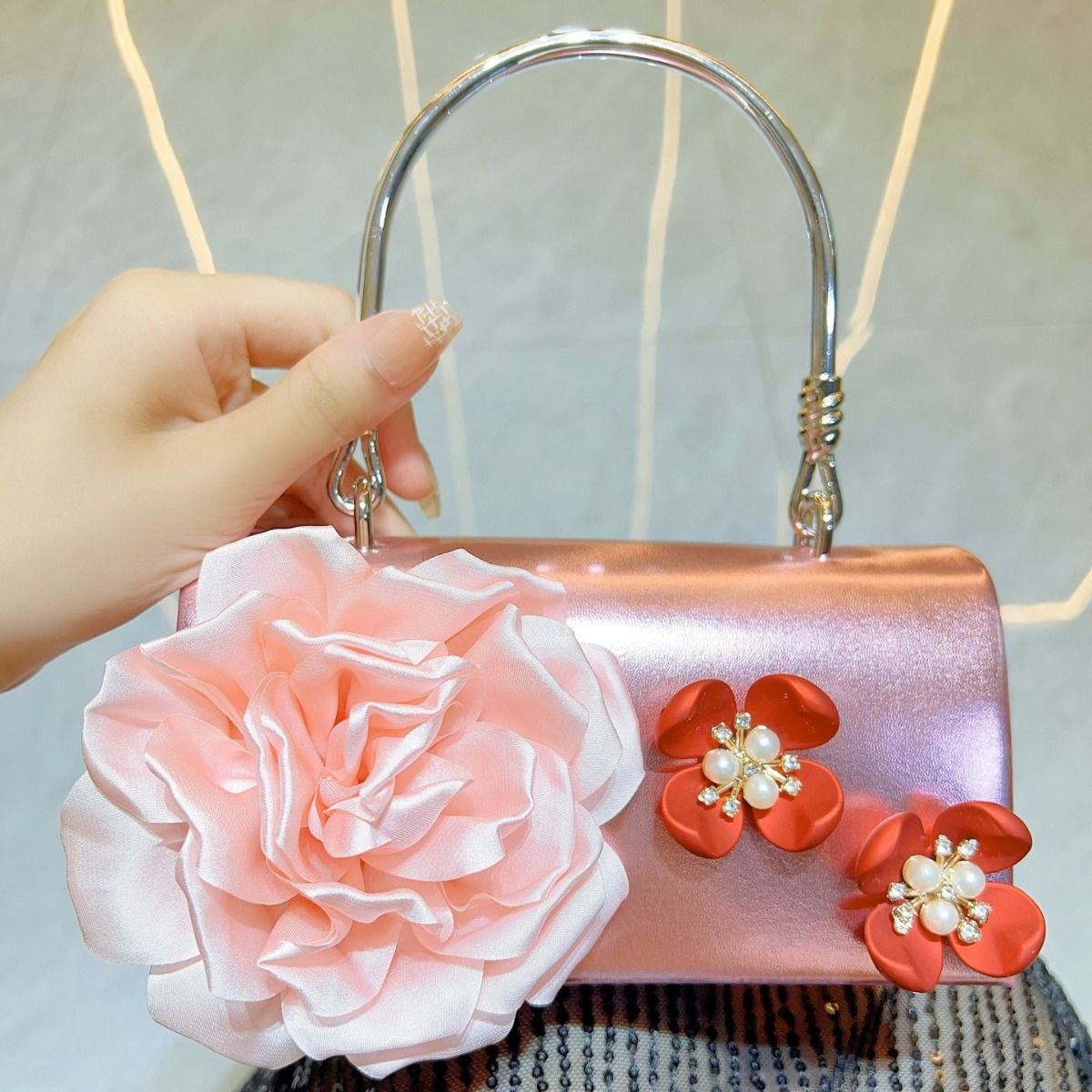 Luxe Gouden 3D Bloem Clutch Ba - Women Bags Gold recensie en prijs